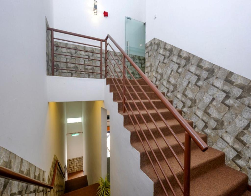 Atabara Boutique Hotel Куантан Екстериор снимка
