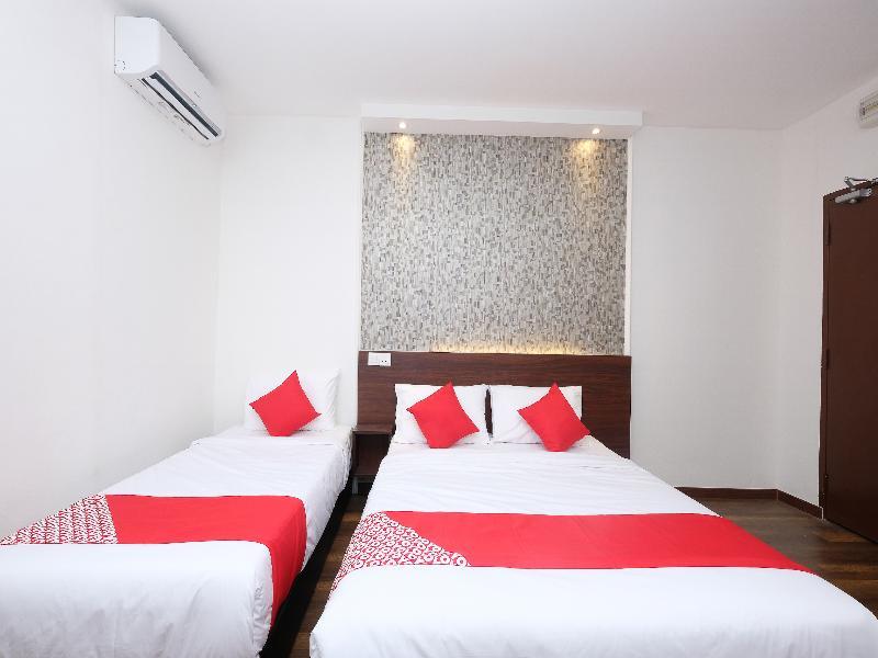 Atabara Boutique Hotel Куантан Екстериор снимка