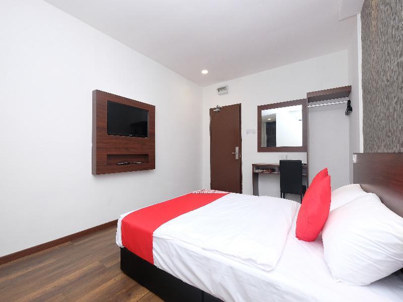 Atabara Boutique Hotel Куантан Екстериор снимка